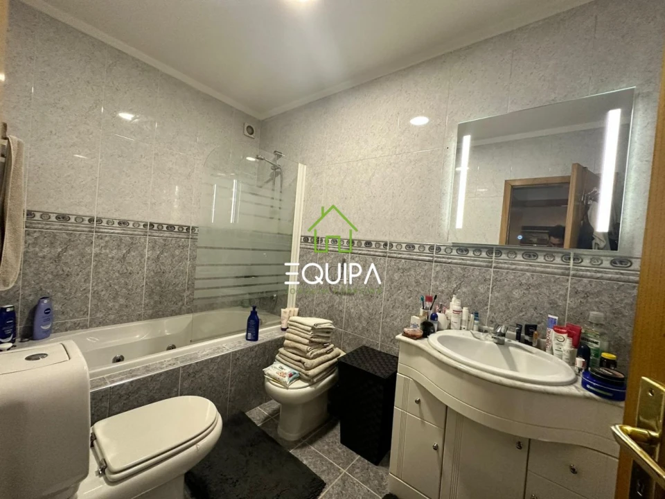 Apartamento T3 para Venda em Costa Foto 10