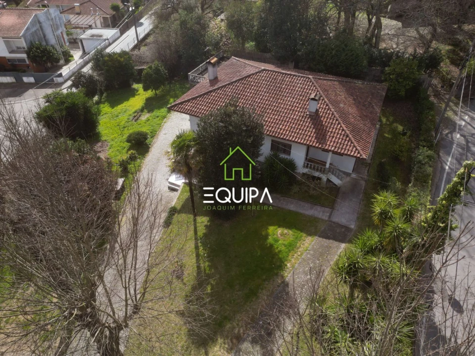 Moradia T3 para Venda em Candoso Santiago e Mascotelos Foto 3