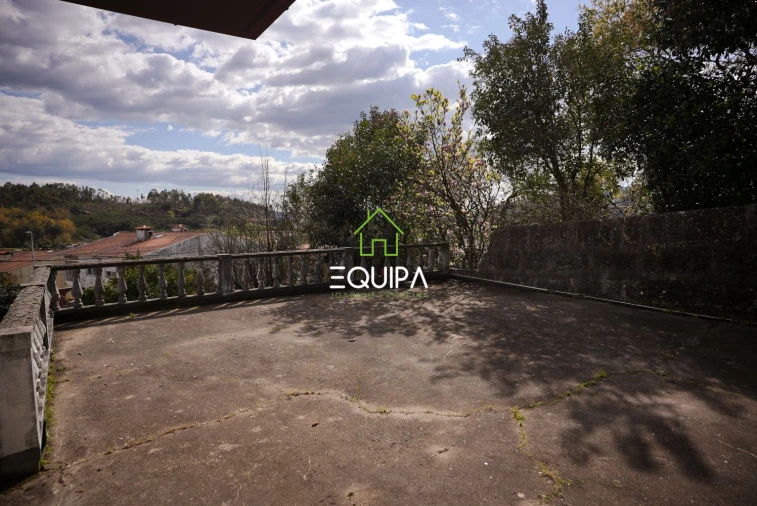 Moradia T3 para Venda em Candoso Santiago e Mascotelos Foto 9