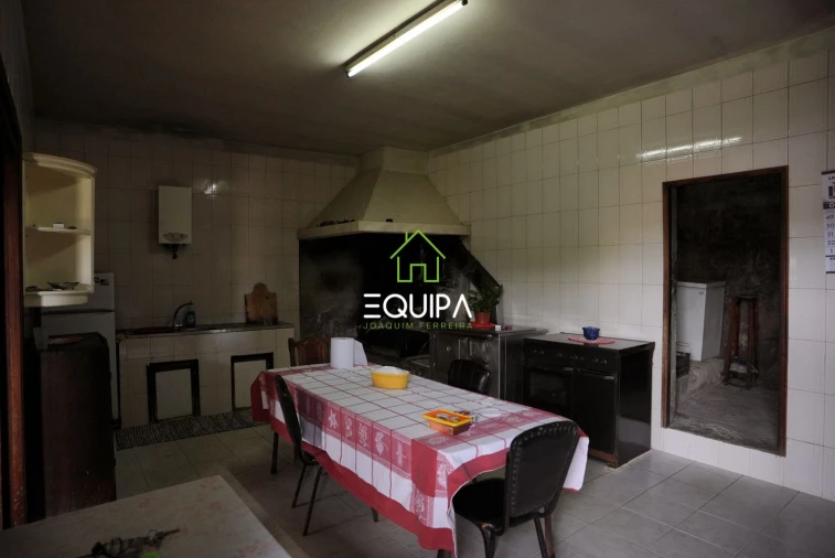 Moradia T3 para Venda em Candoso Santiago e Mascotelos Foto 28