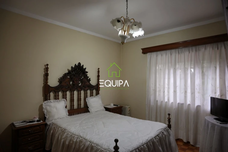 Moradia T3 para Venda em Candoso Santiago e Mascotelos Foto 17