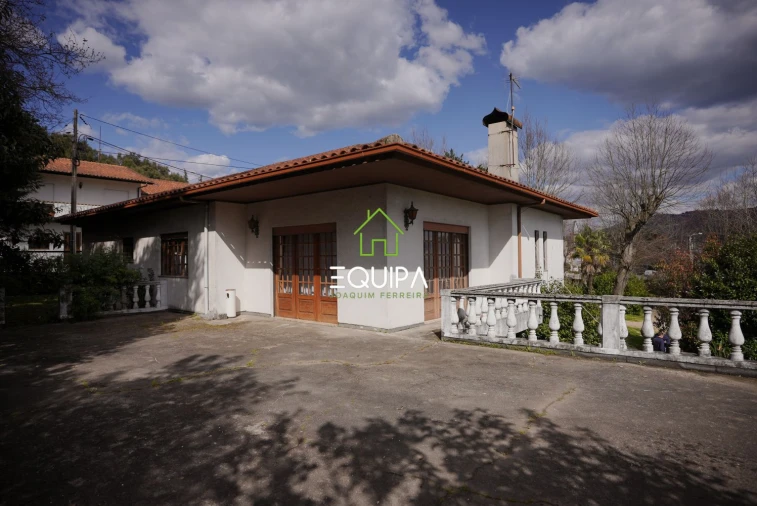 Moradia T3 para Venda em Candoso Santiago e Mascotelos Foto 7