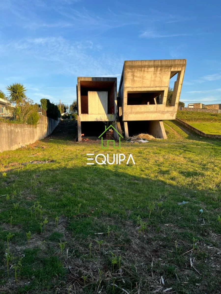 Moradia T3 para Venda em Fornelos Foto 3