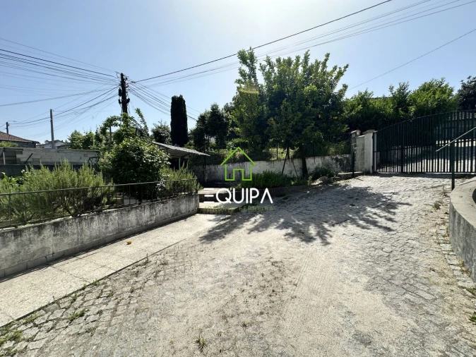 Moradia T5 para Venda em Nespereira Foto 5