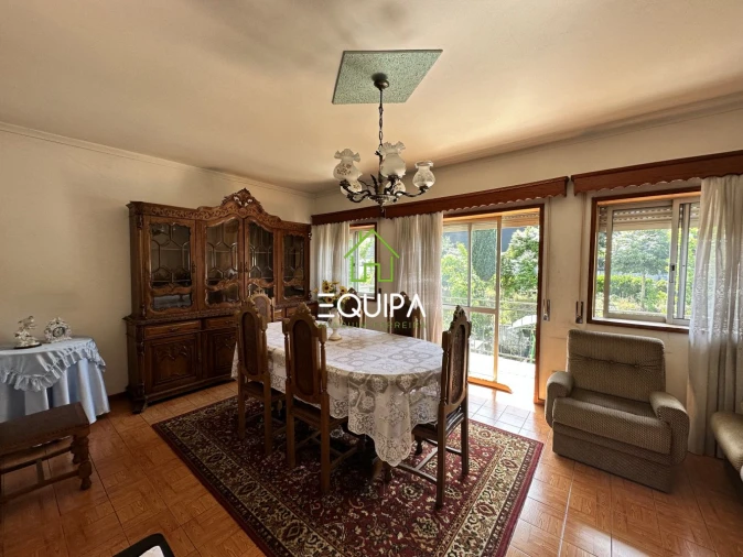 Moradia T5 para Venda em Nespereira Foto 2