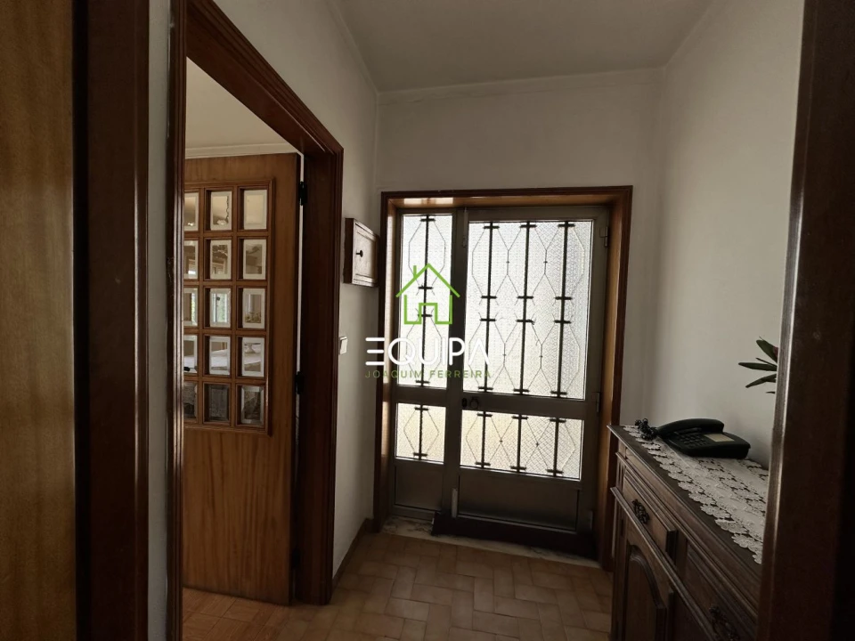 Moradia T5 para Venda em Nespereira Foto 13