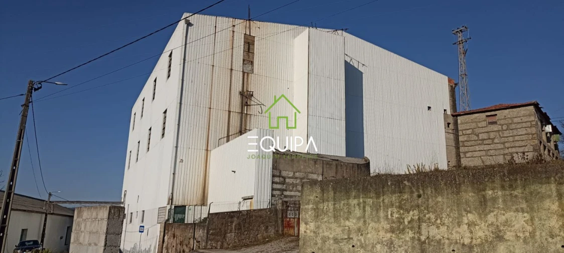 Loja para Venda em Gondar