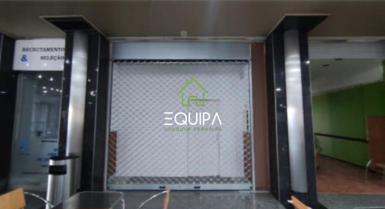 Loja para Venda em Cidade da Maia Foto 2