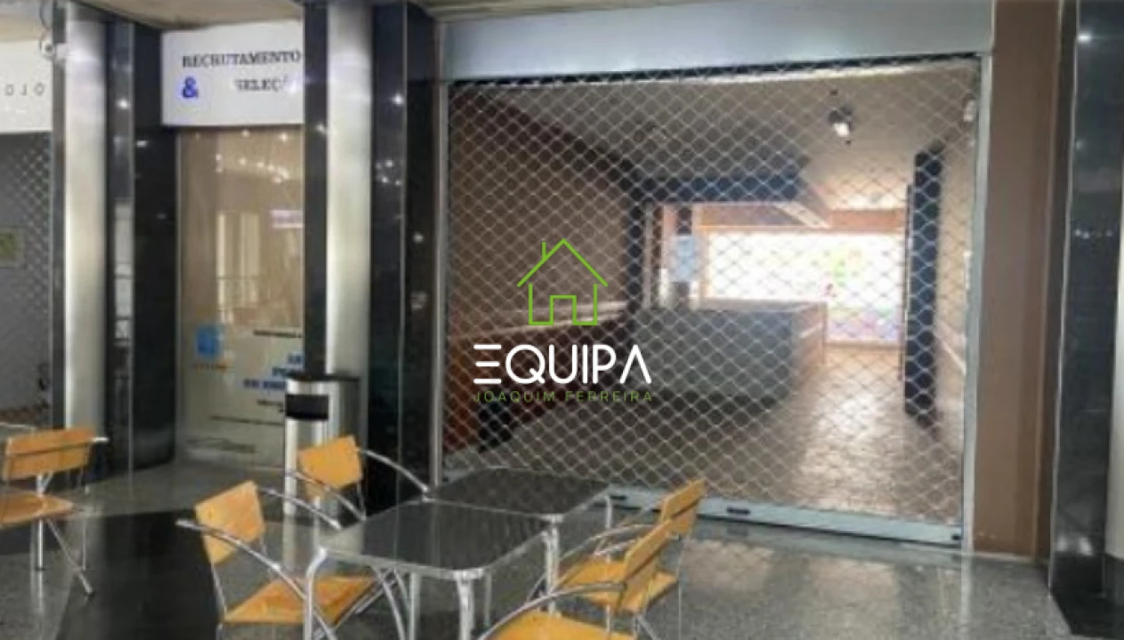 Loja para Venda em Cidade da Maia Foto 1