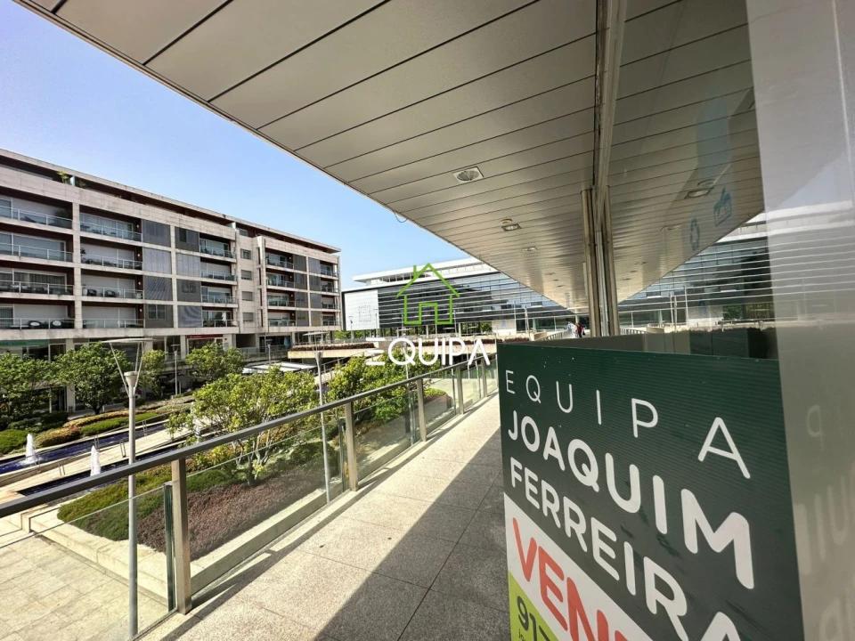 Loja para Venda em Caldas de Vizela (São Miguel e São João) Foto 14