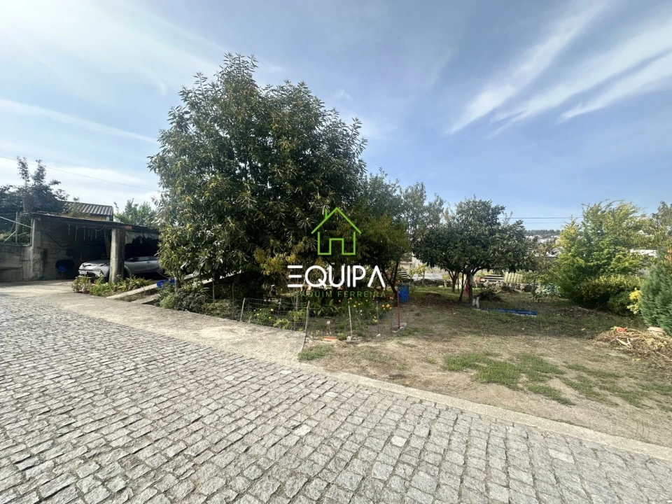 Terreno para Venda em Moreira de Conegos Foto 3