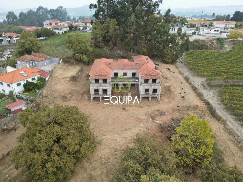 Moradia T5 para Venda em Margaride, Várzea, Lagares, Varziela, Moure Foto 1