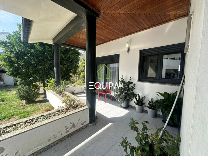 Moradia T3 para Venda em Caldas de Vizela (São Miguel e São João) Foto 2