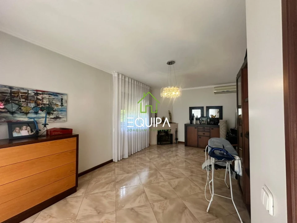 Moradia T3 para Venda em Caldas de Vizela (São Miguel e São João) Foto 4