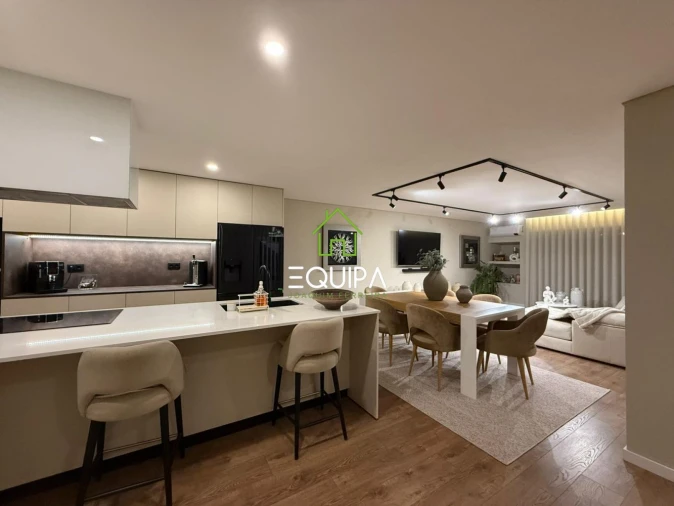 Moradia T3 para Venda em Guardizela Foto 3