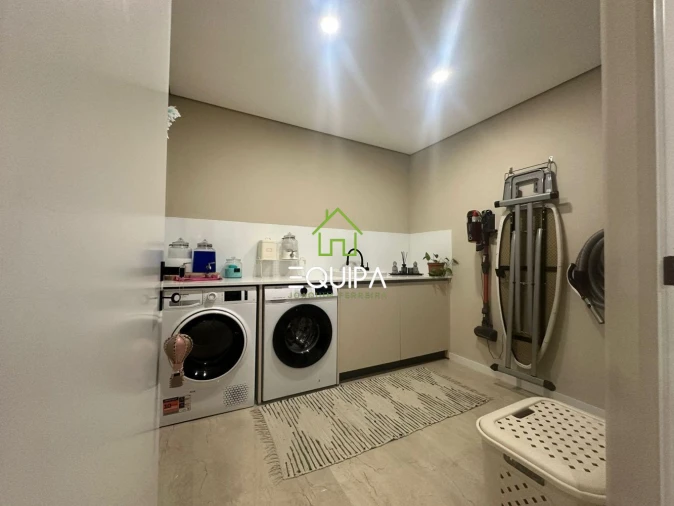 Moradia T3 para Venda em Guardizela Foto 4