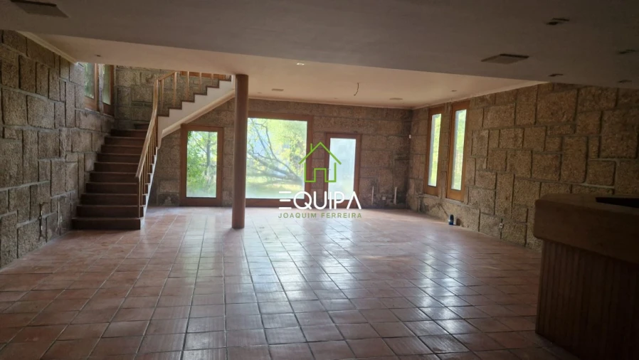 Moradia T4 para Venda em Azurem Foto 1