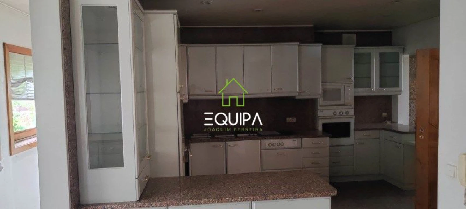 Moradia T4 para Venda em Azurem Foto 6