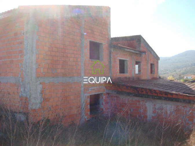 Moradia T5 para Venda em Sobreira Foto 6