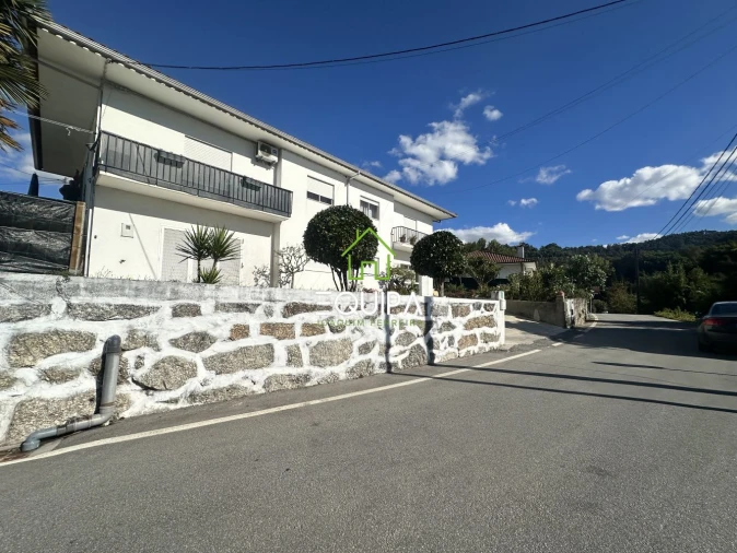 Loja para Venda em Tabuadelo e São Faustino Foto 3