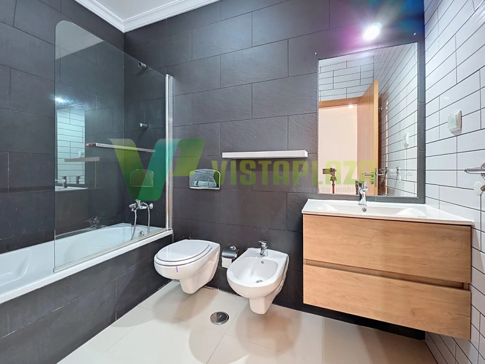 Moradia T3 para Venda em Estômbar e Parchal Foto 22