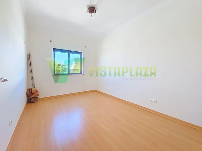 Moradia T3 para Venda em Estômbar e Parchal Foto 23