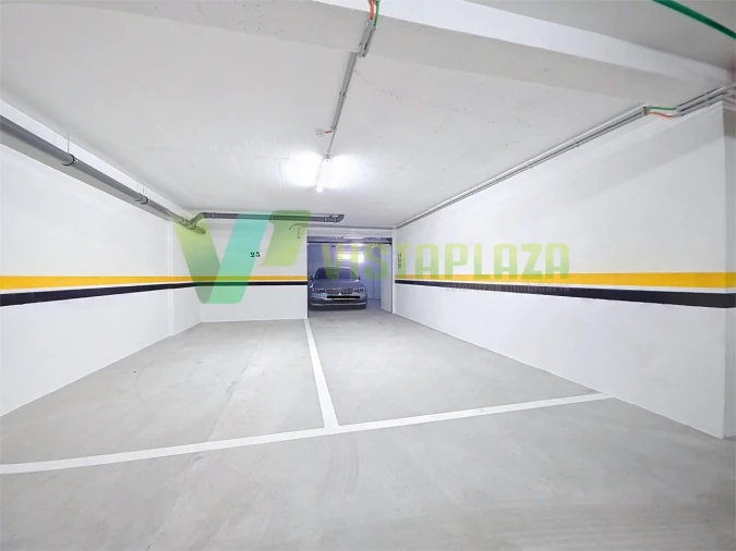 Garagem para Venda em Alvor Foto 21