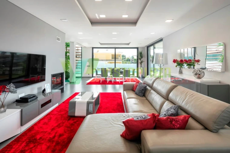 Moradia T4 para Venda em Estômbar e Parchal Foto 12