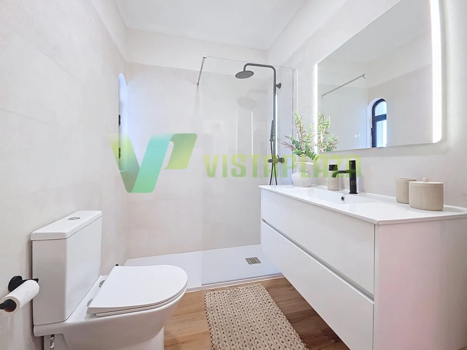 Apartamento T2 para Venda em Alvor Foto 13