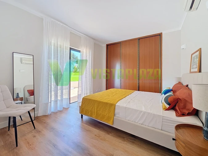 Apartamento T2 para Venda em Alvor Foto 14