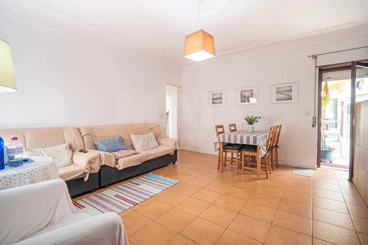 Moradia T5 para Venda em Carcavelos e Parede Foto 9