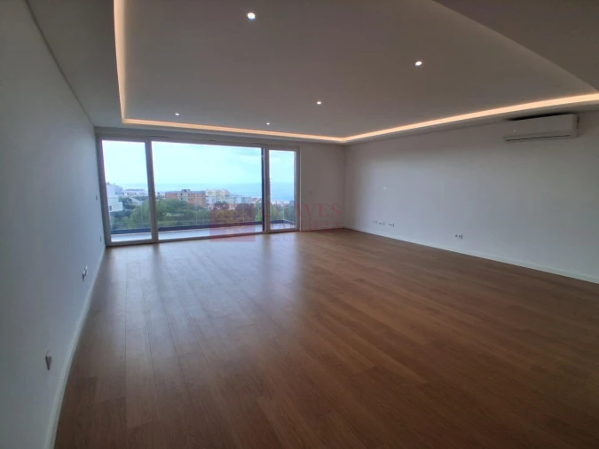 Moradia T4 para Venda em Ericeira Foto 14