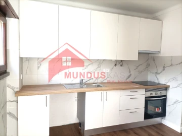 Apartamento T2 para Venda em Sesimbra (Santiago)