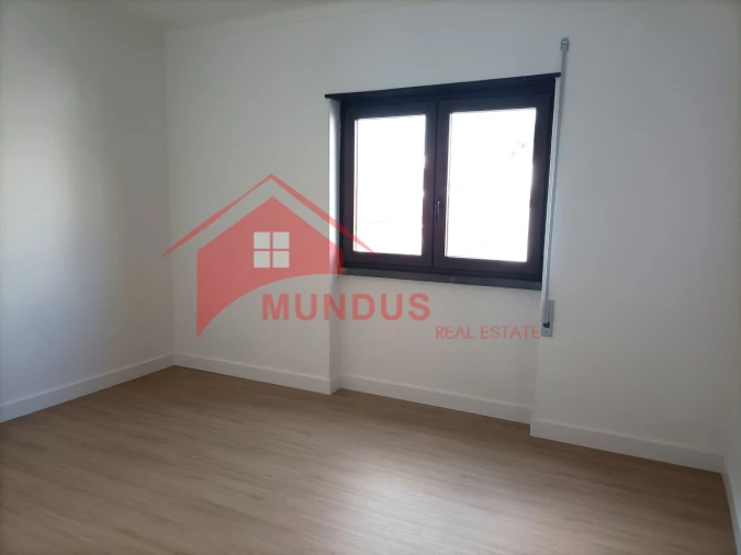 Apartamento T2 para Venda em Sesimbra (Santiago) Foto 11