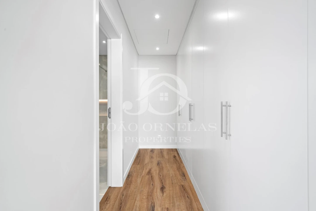 Moradia T4 para Venda em Funchal (Santa Maria Maior) Foto 27