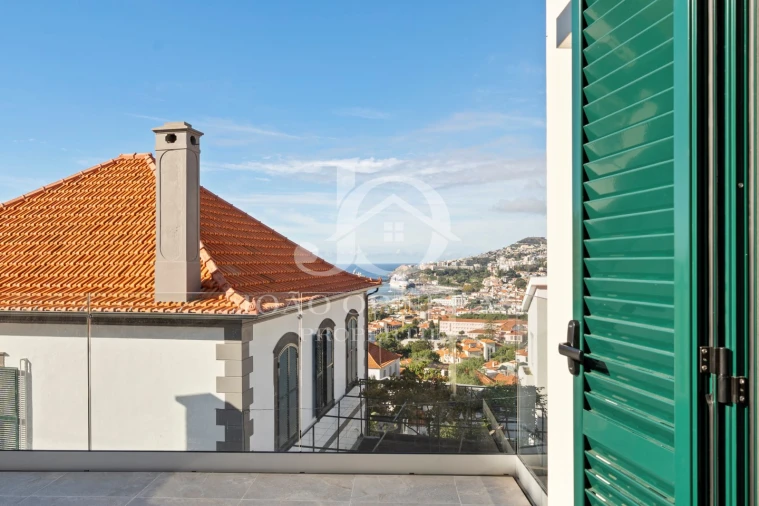 Moradia T4 para Venda em Funchal (Santa Maria Maior) Foto 43