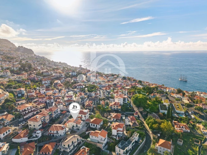 Moradia T4 para Venda em Funchal (Santa Maria Maior) Foto 49