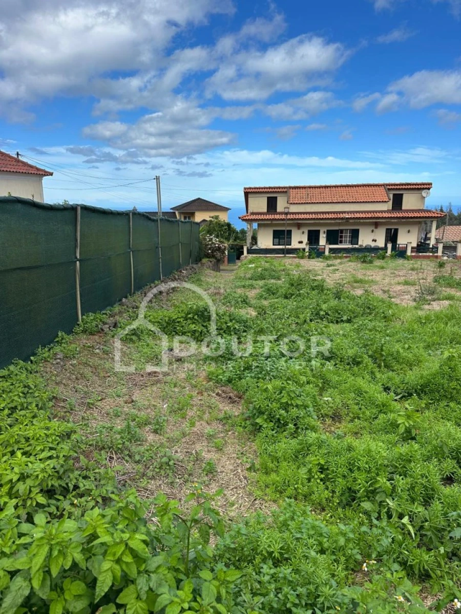 Terreno para Venda em Porto Moniz