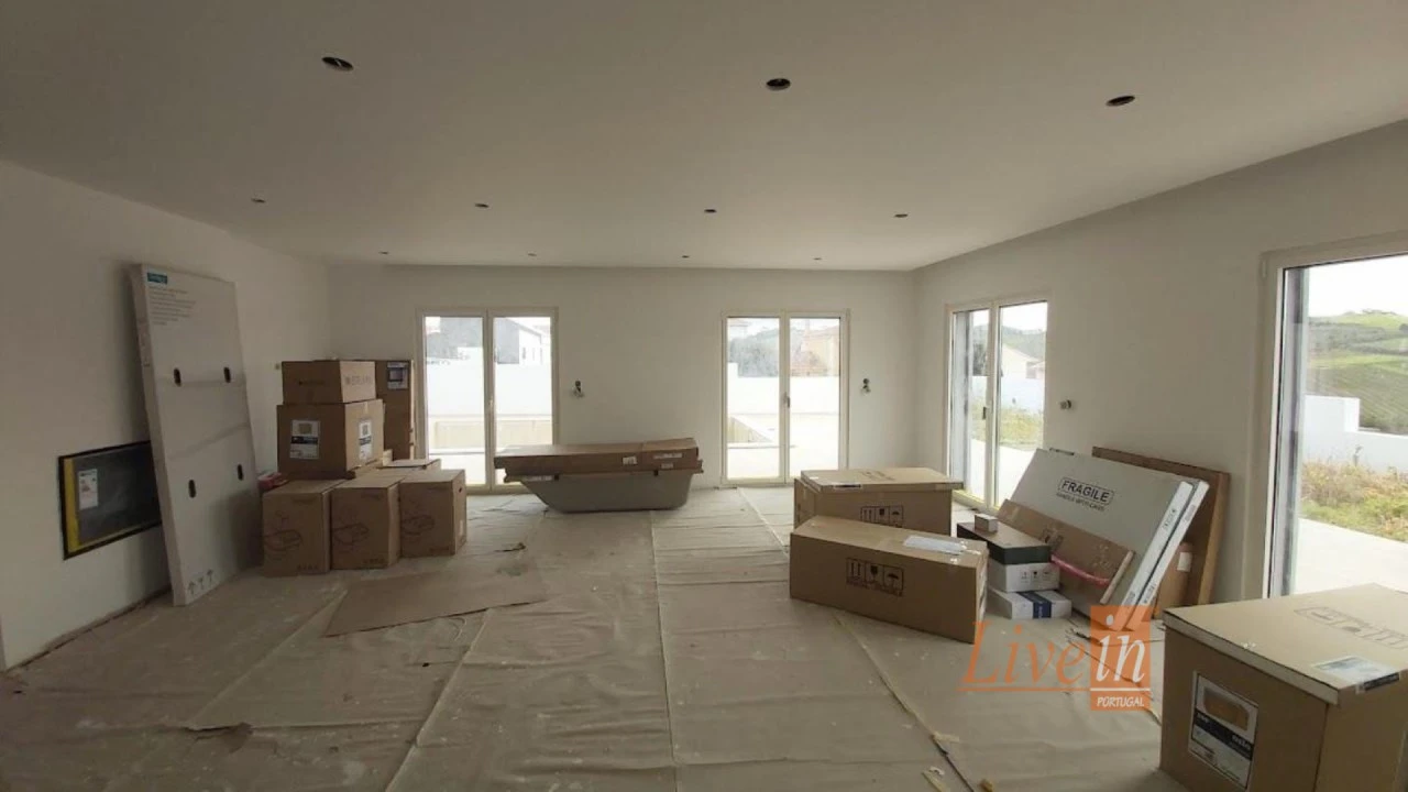 Moradia T6 para Venda em Ventosa Foto 8