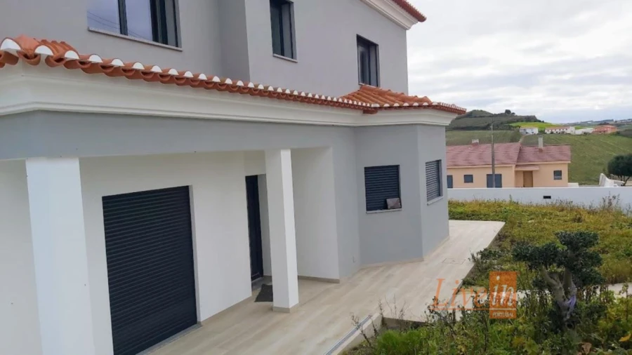 Moradia T6 para Venda em Ventosa Foto 40