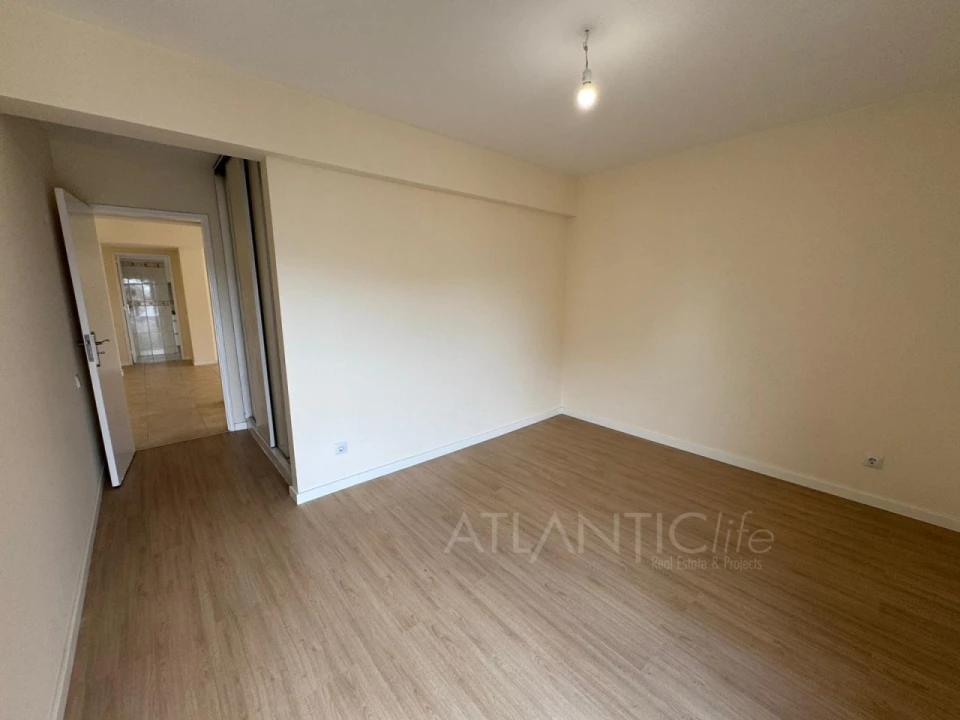Apartamento T2 para Venda em Algueirão-Mem Martins Foto 12