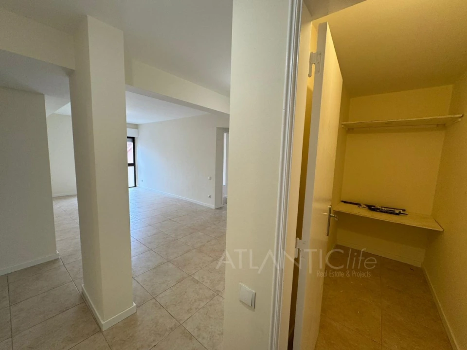 Apartamento T2 para Venda em Algueirão-Mem Martins Foto 4