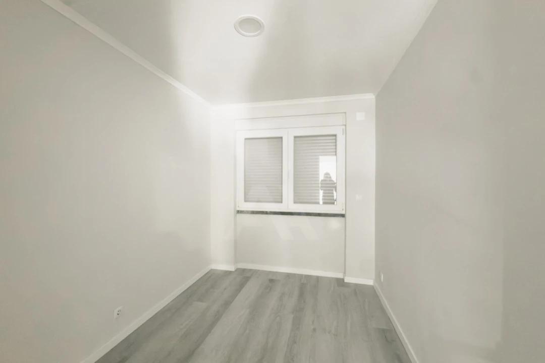 Apartamento T2 para Venda em Benfica Foto 10