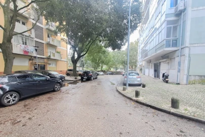 Apartamento T2 para Venda em Benfica