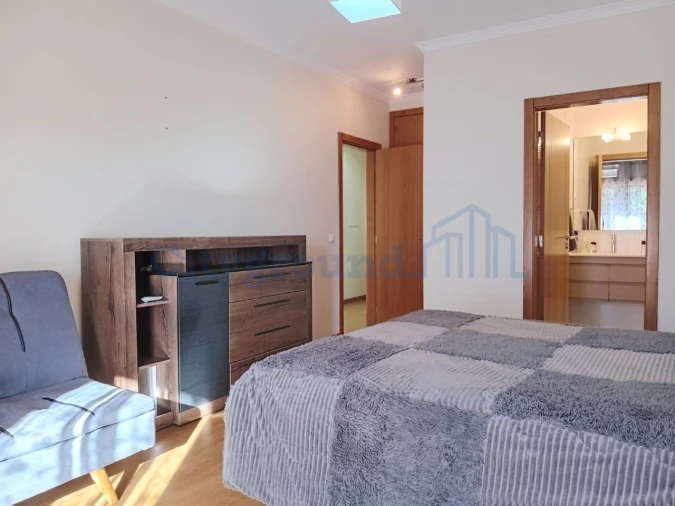 Moradia T4 para Venda em Marrazes e Barosa Foto 15