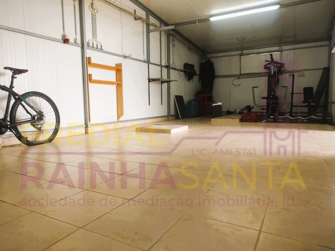 Armazém para Arrendamento em Fazendas de Almeirim Foto 3