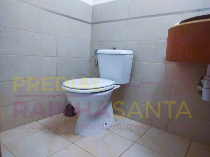 Armazém para Arrendamento em Fazendas de Almeirim Foto 4