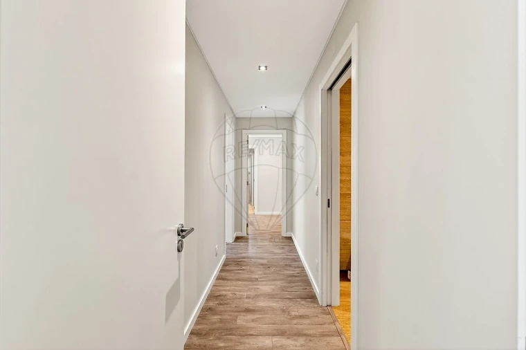 Apartamento T2 para Arrendamento em Odivelas Foto 23