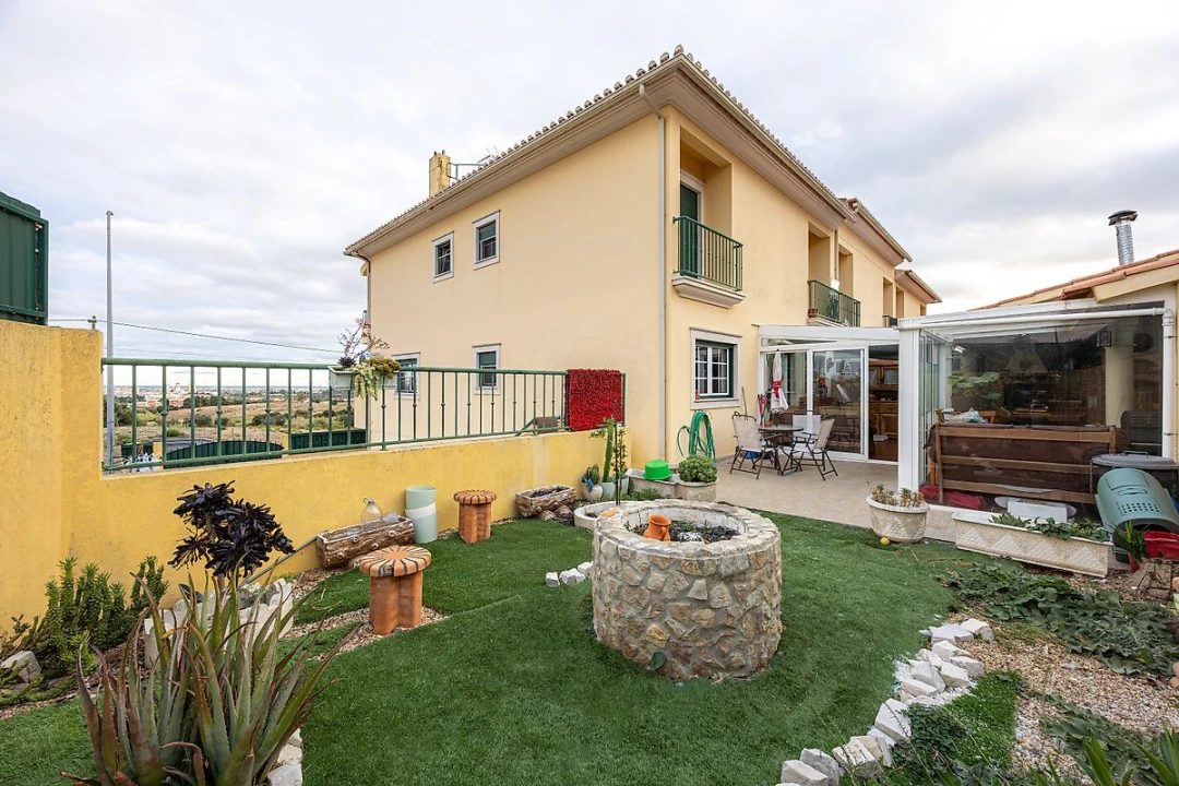 Moradia T5 para Venda em Alenquer (Santo Estêvão e Triana) Foto 24