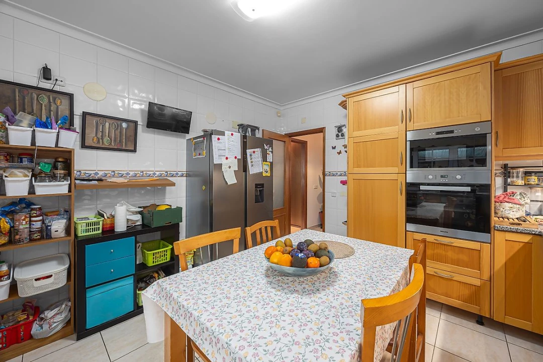 Moradia T5 para Venda em Alenquer (Santo Estêvão e Triana) Foto 5